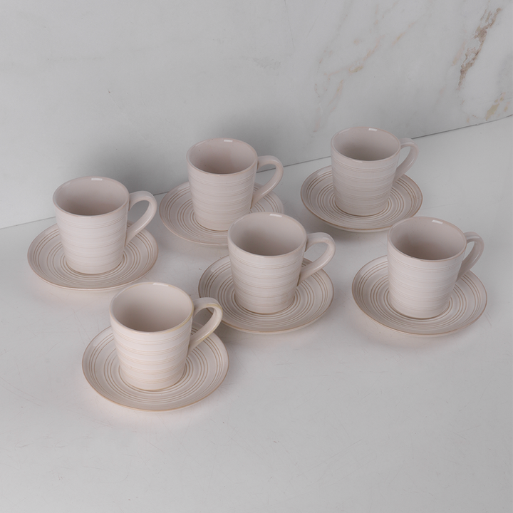 Set 6 tasses 9x8,50cm et sous tasses 15,50cm