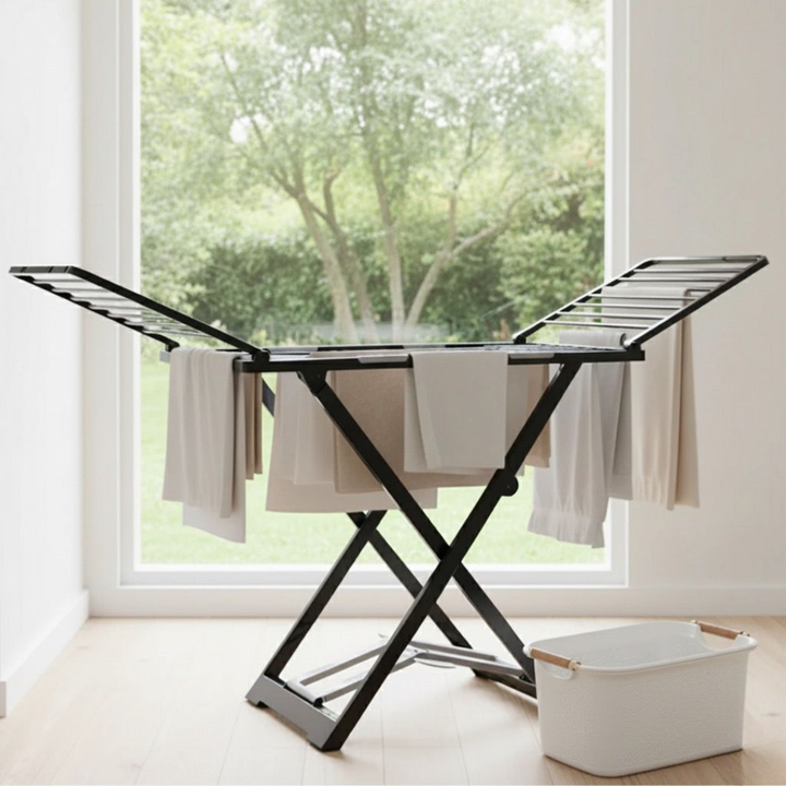 Etendoir en plastique + panier à linge 30L