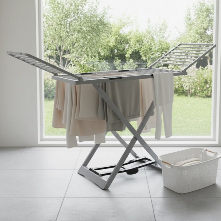 Etendoir en plastique + panier à linge 30L