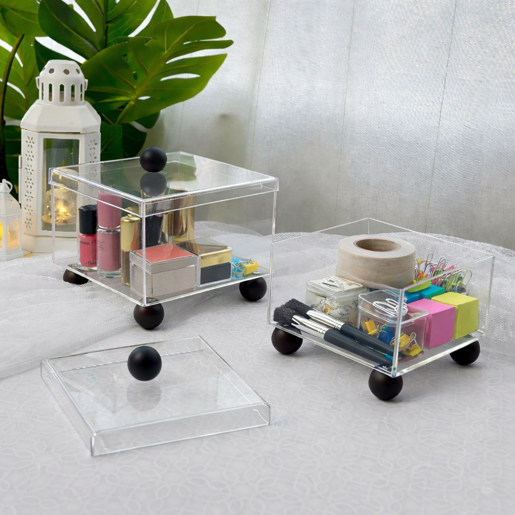 Set 2 présentoirs carrés en plexiglass 15cm + 19cm