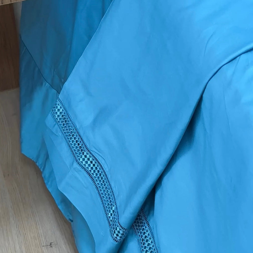 Parure de lit 4pcs 200x230cm / 245x265cm / 50x70cm x2