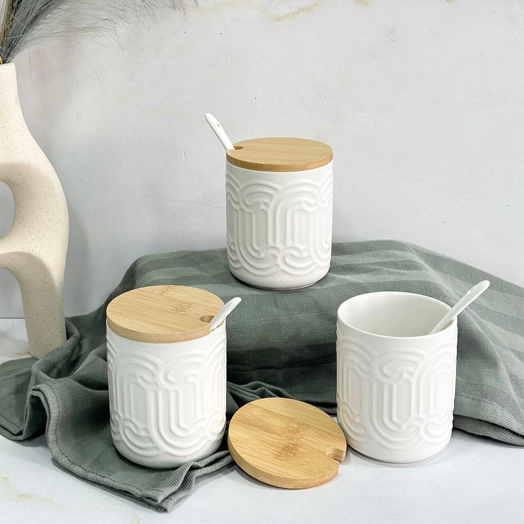 Set 3 pots en porcelaine avec couvercle en bois et cuillère