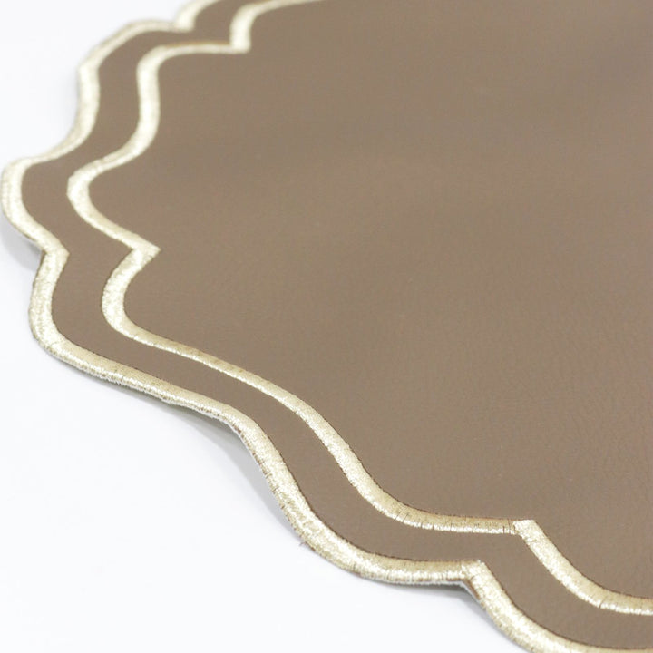 Set 3 sets de table ovales en simili cuir Mchenef 39cm