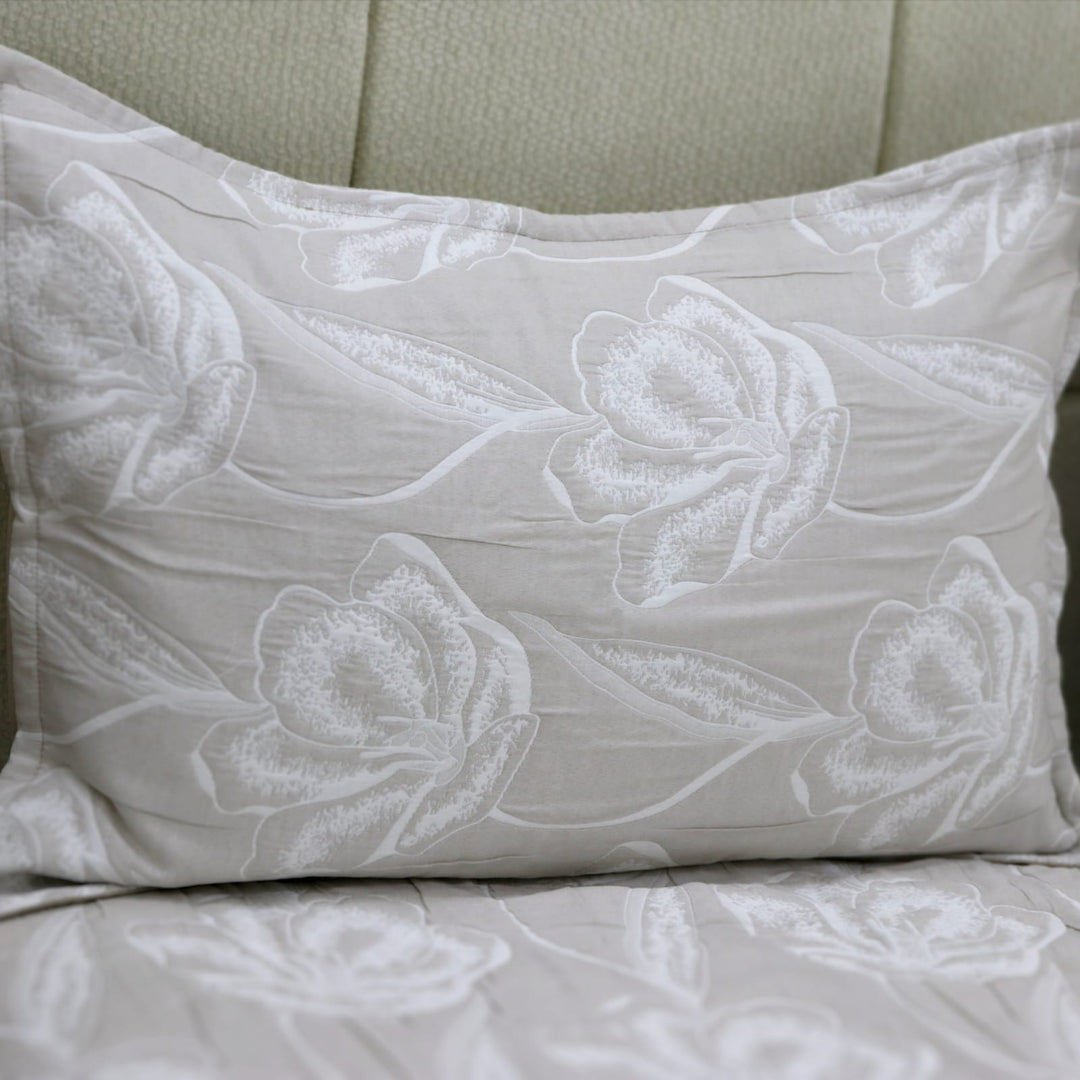 Parure de lit 3pcs 220x240cm / 2x50x70cm modèle 3
