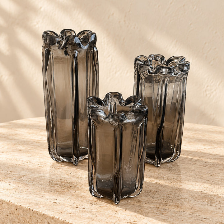 Vase en verre transparent noir 20cm