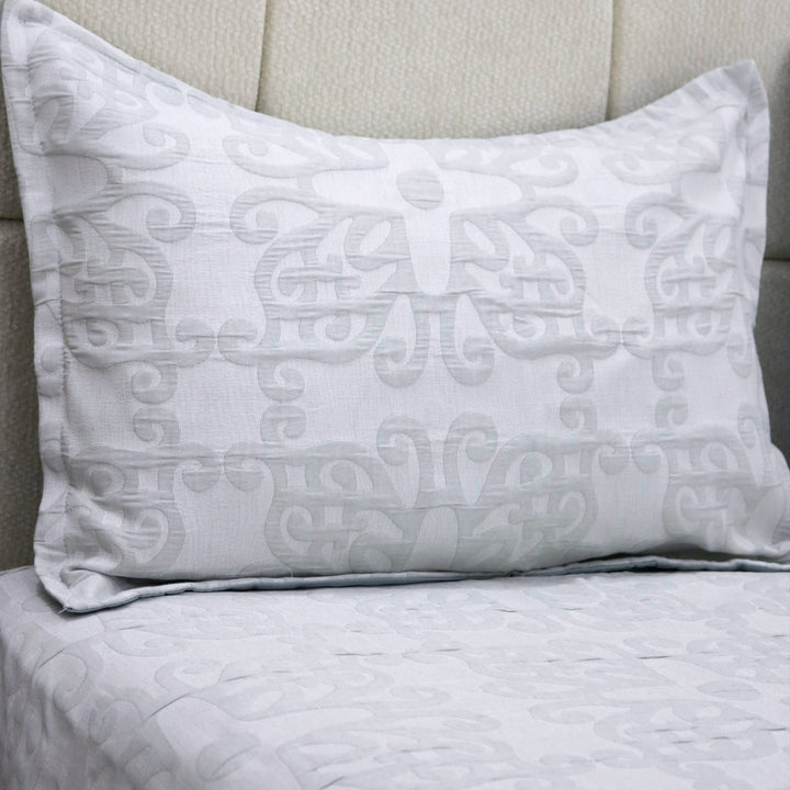 Parure de lit 3pcs 220x240cm / 2x50x70cm modèle 2