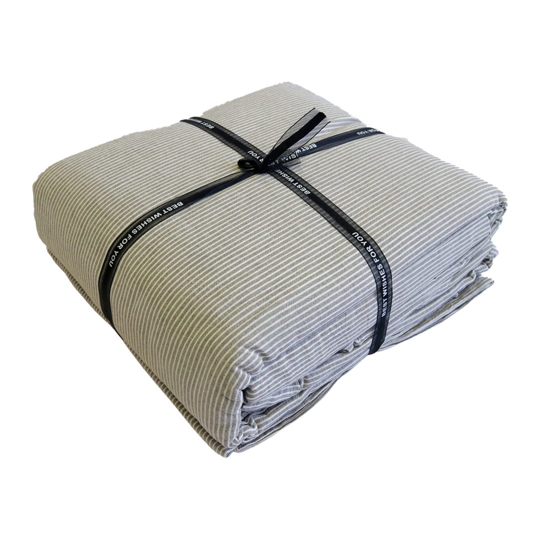 Parure de lit 4pcs 200x230cm  / 245x250cm / 50x70cm x2