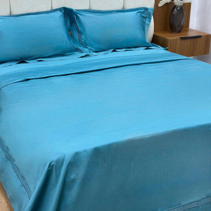 Parure de lit 4pcs 200x230cm / 245x265cm / 50x70cm x2