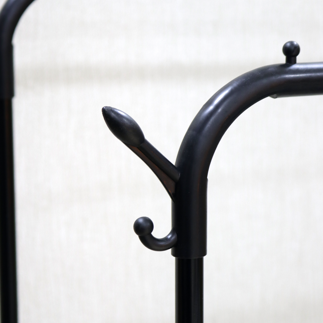 Porte vêtement 83x28x175cm
