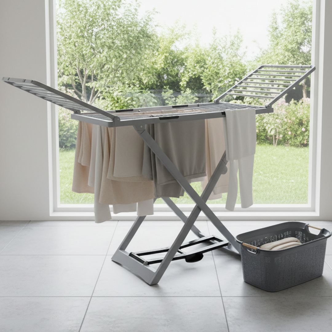 Etendoir en plastique + panier à linge 30L