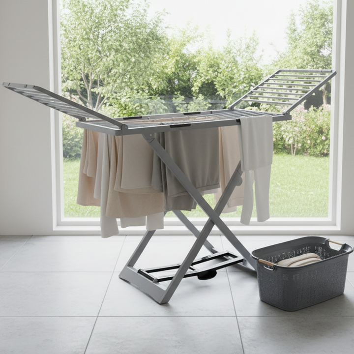 Etendoir en plastique + panier à linge 30L