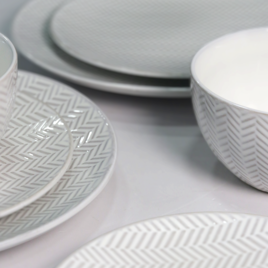 Set 3 assiettes 20cm + 2 assiettes 26cm + 3 bols 14cm en céramique