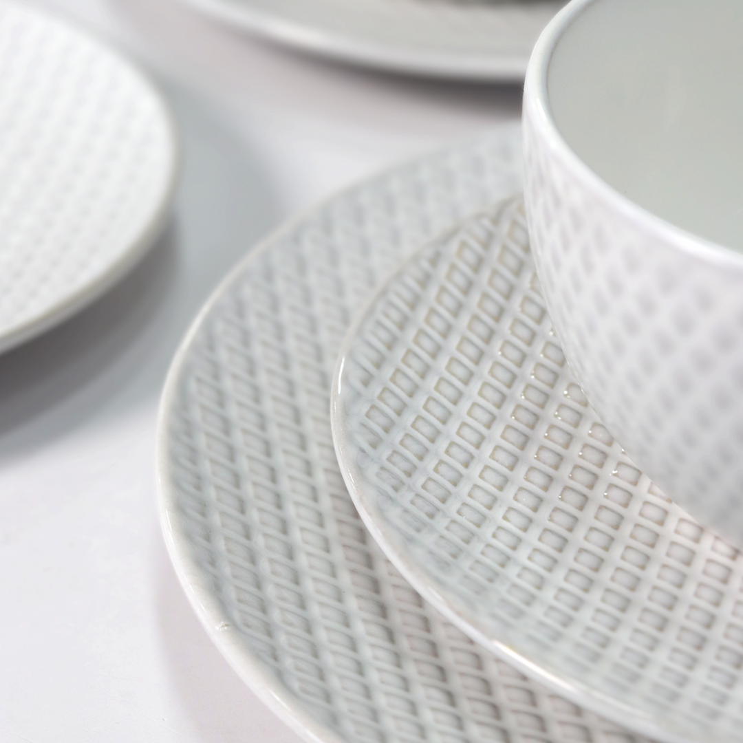 Set 3 assiettes 20cm + 2 assiettes 26cm + 3 bols 14cm en céramique