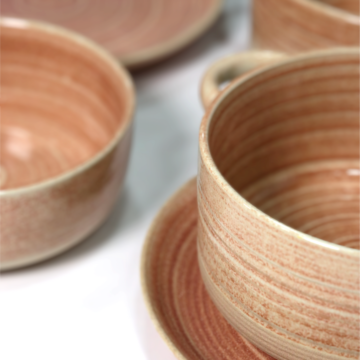 Set 3 assiettes 20cm + 3 bols 15cm + 2 bols avec anses 15cm en céramique