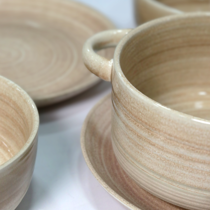 Set 3 assiettes 20cm + 3 bols 15cm + 2 bols avec anses 15cm en céramique