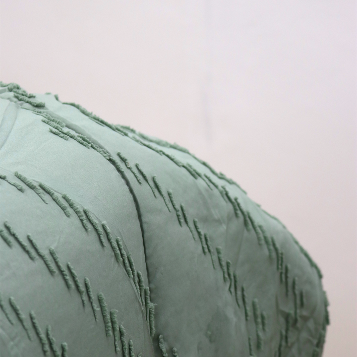 Parure de lit 4pcs 2x220x240cm / 2x50x70cm modèle 6