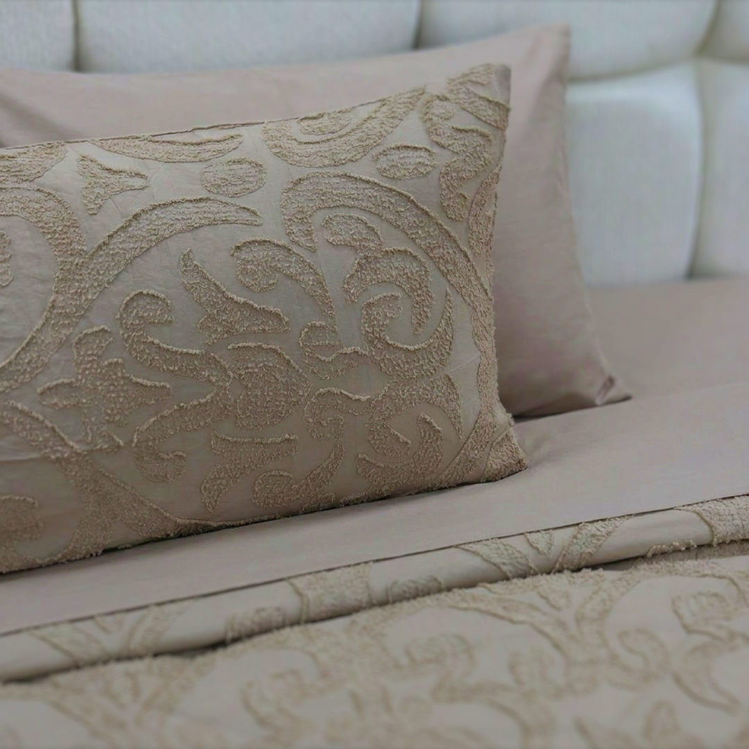 Parure de lit 4pcs 2x220x240cm / 2x50x70cm modèle 2