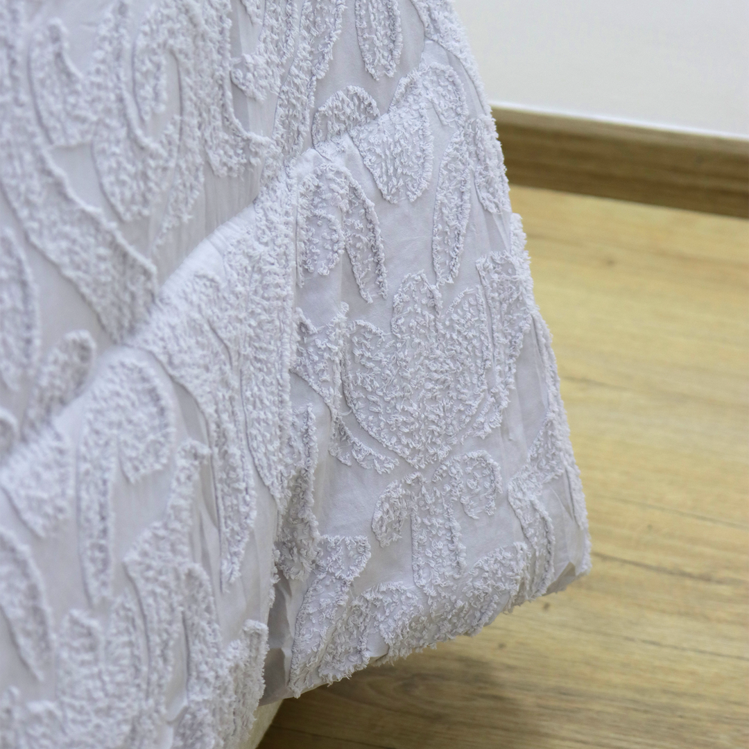 Parure de lit 4pcs 2x220x240cm / 2x50x70cm modèle 1