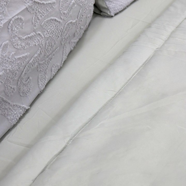 Parure de lit 4pcs 2x220x240cm / 2x50x70cm modèle 1