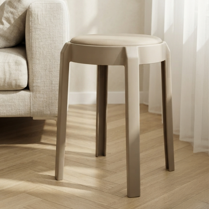 Tabouret en plastique 30x47cm