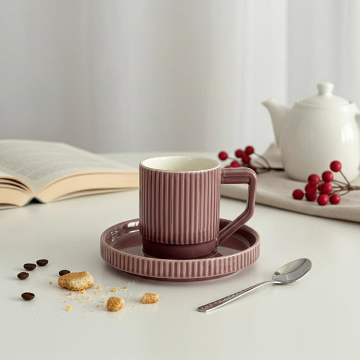 Set 6 tasses 5x6cm et sous tasses mauve 10,50cm