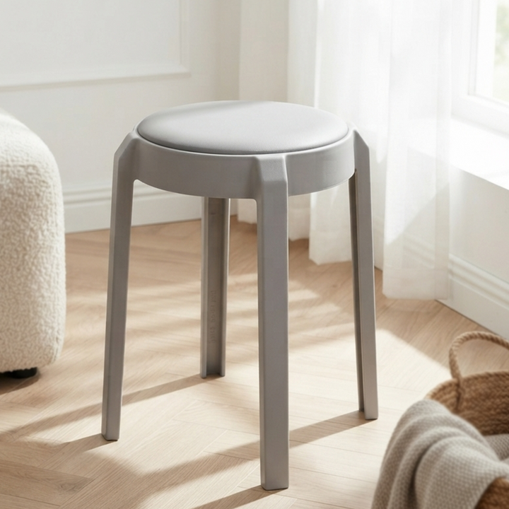 Tabouret en plastique 30x47cm