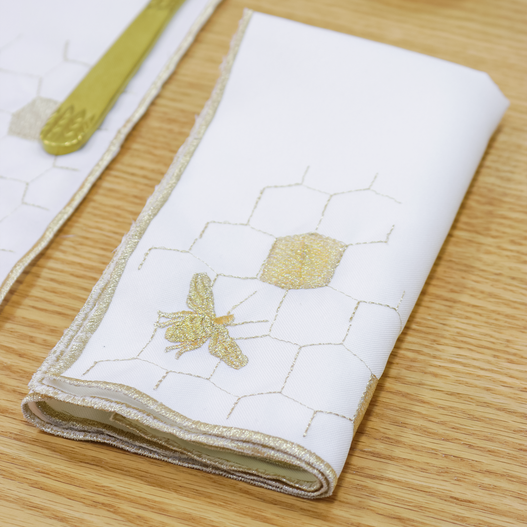 6 sets de table ovales 43x37cm + 6 serviettes abeille 37cm