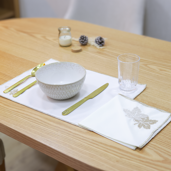 6 sets de table rectangulaires 41x30cm + 6 serviettes feuilles 38cm