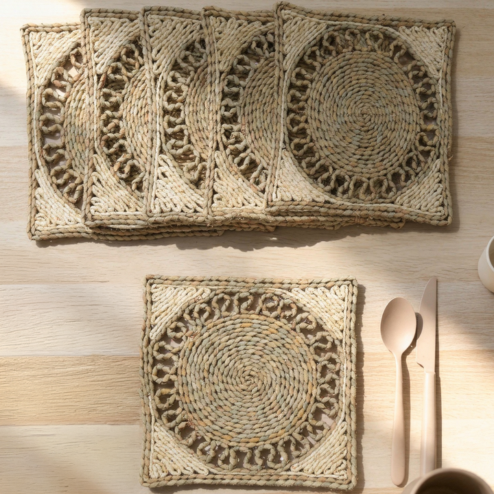 6 sets de table carrés en paille 30cm