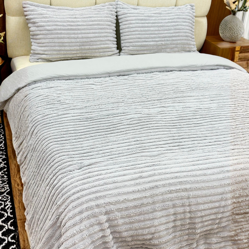 Couvre lit 240x240cm + 2 Taies d'oreiller 50x70cm